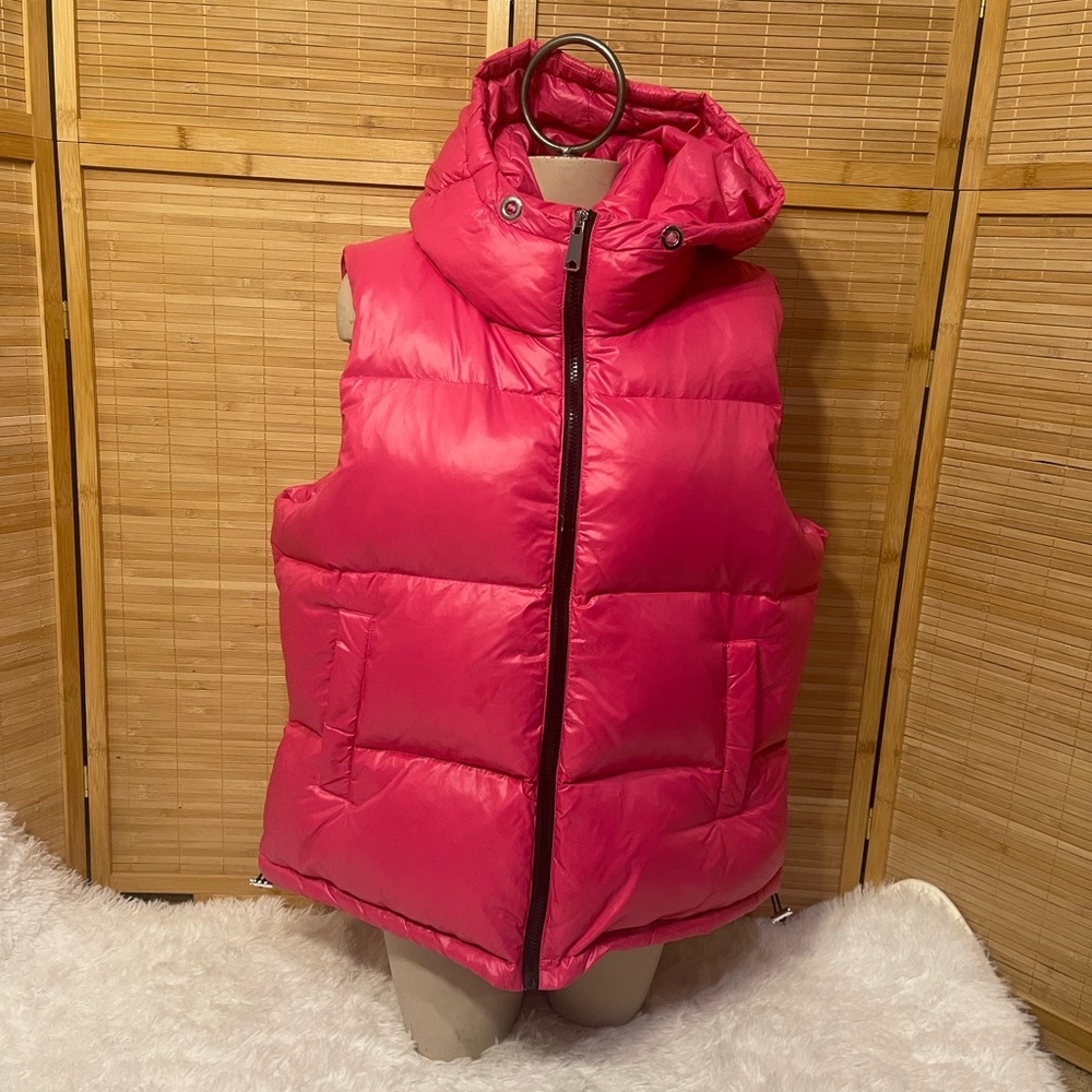 DETAILS INTL vibrant pink puffer vest woman’s size XL